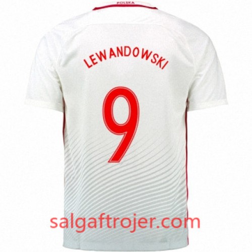 Polen Fodboldtrøjer ROBERT LEWANDOWSKI Hjemmebanesæt Euro 2016 Kort ærmer Polen Fodboldtrøjer ROBERT LEWANDOWSKI Hjemmebanesæt Euro 2016 Kort ærmer