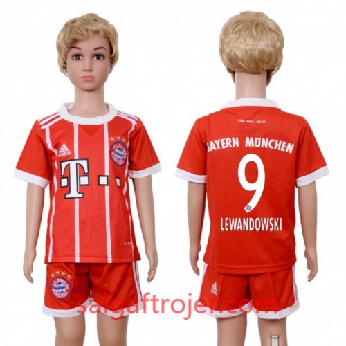 FC Bayern Munchen Fodboldtrøjer Robert Lewandowski 9 Børn Hjemmebanesæt 2017/18 Kort ærmer FC Bayern Munchen Fodboldtrøjer Robert Lewandowski 9 Børn Hjemmebanesæt 2017/18 Kort ærmer